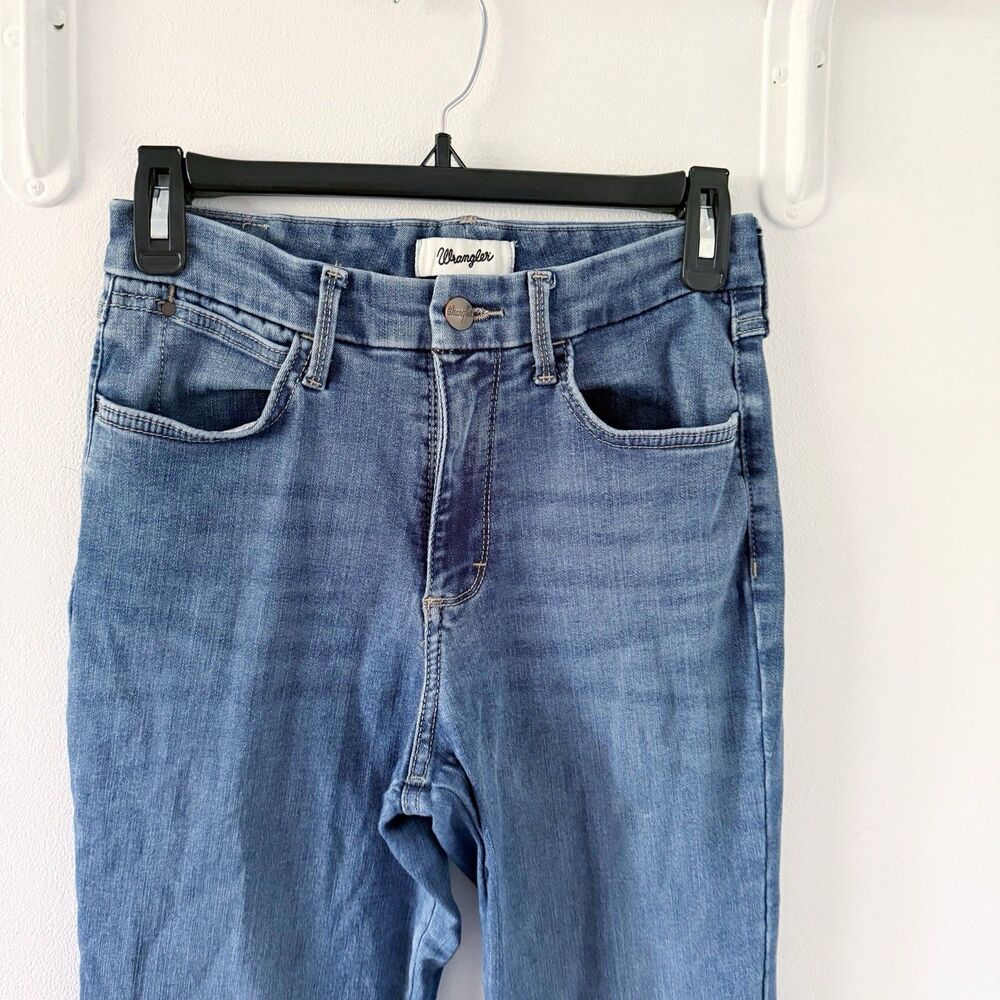 Wrangler Ladies BESPOKE Ada High Rise Bootcut Jeans 112359279 Size 28x32 Stretch - Picture 2 of 14